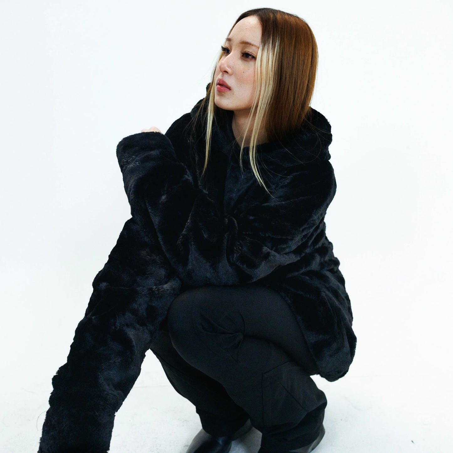 'AMNESIA' OVERSIZED FAUX FUR PULLOVER HOODIE